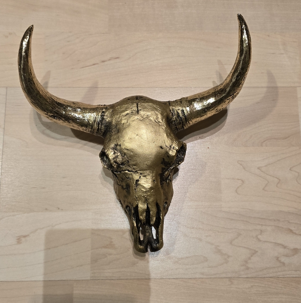 Fake Animal Skull Wall Decor